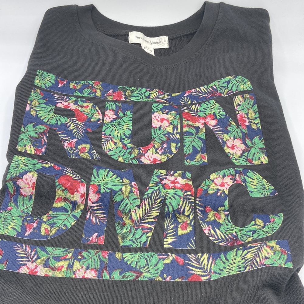 NEW! RUN DMC Hawaiian Floral Sweatshirt Size L (10/12) Treasure & Bond - Picture 7 of 10